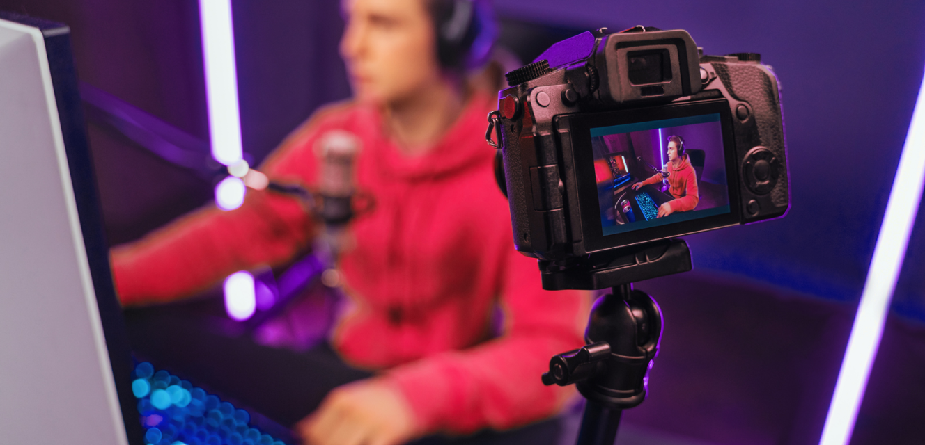 Youtubeur en train de se filmer